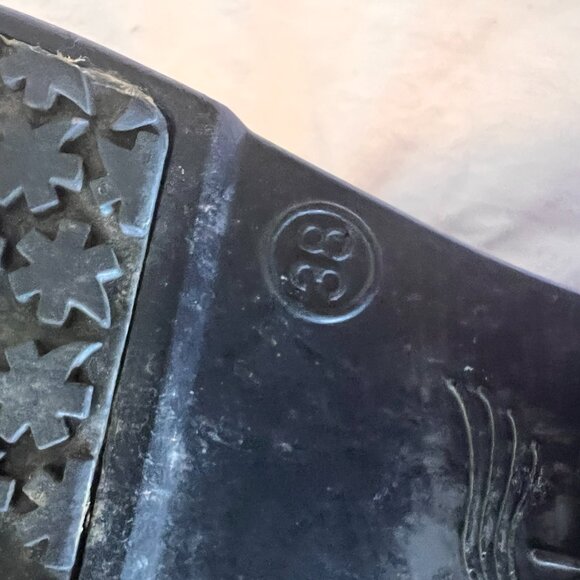 Dansko purple snakeskin clogs - Picture 2 of 4